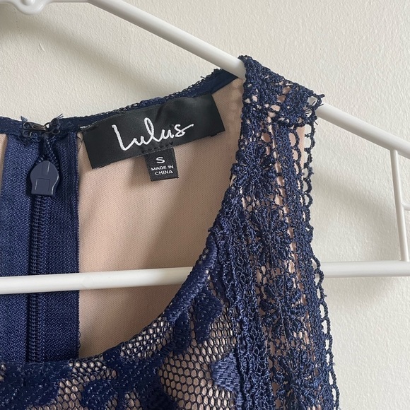 Lulu's Navy Lace Maxi Dress - Picture 10 of 12